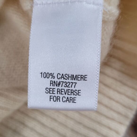 🔺️Apt 9 Yellow Cashmere & Rhinestone Button Long Sleeve Cardigan Sweater Medium - Picture 8 of 10